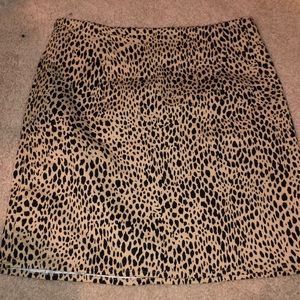 Brandy Melville Cheetah Print Skirt